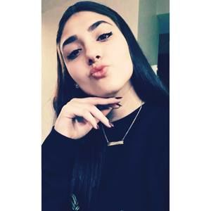 Meet your Posher, Ana